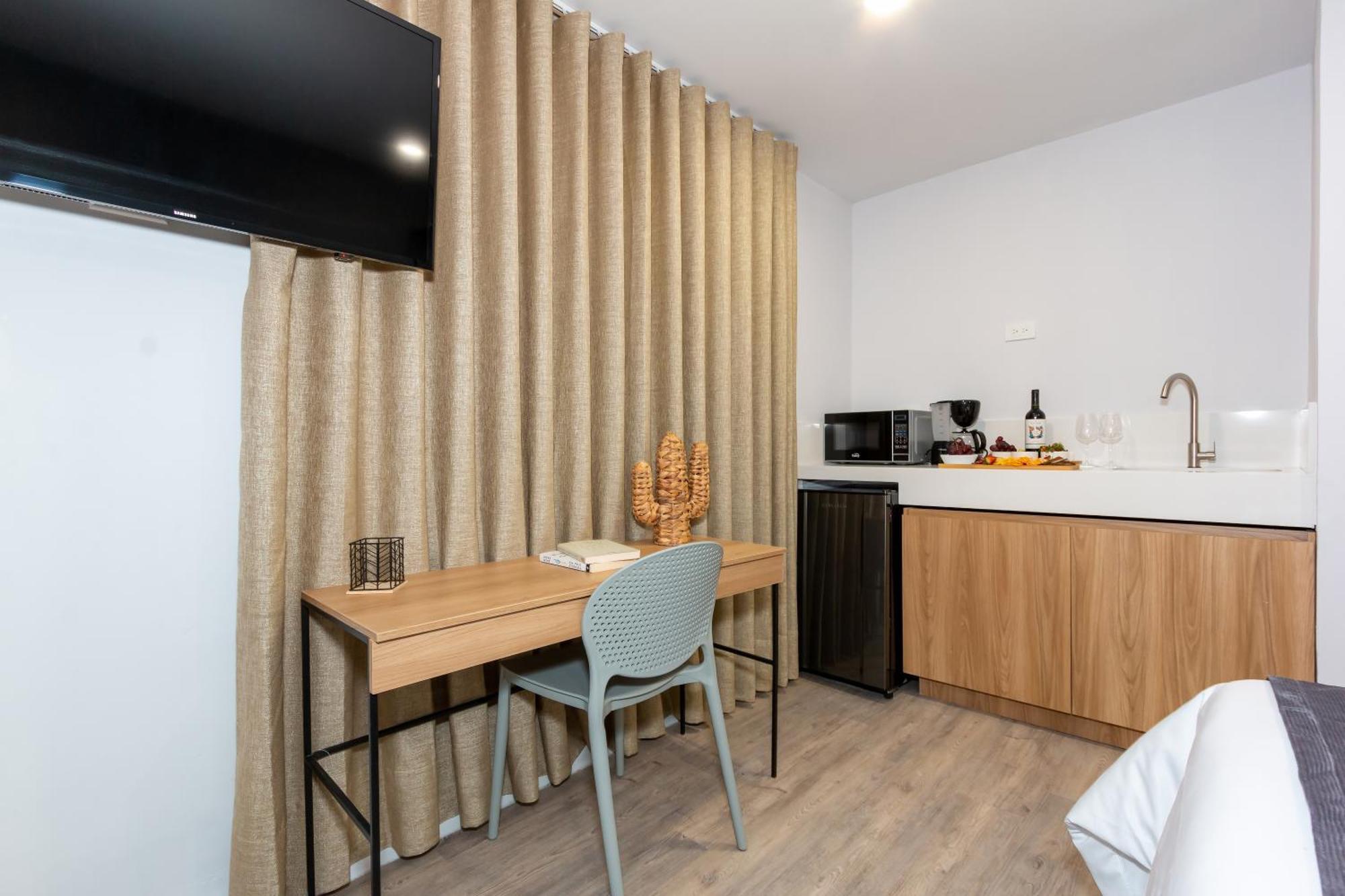 Апартаменты Barcelo Coliving Медельин Экстерьер фото