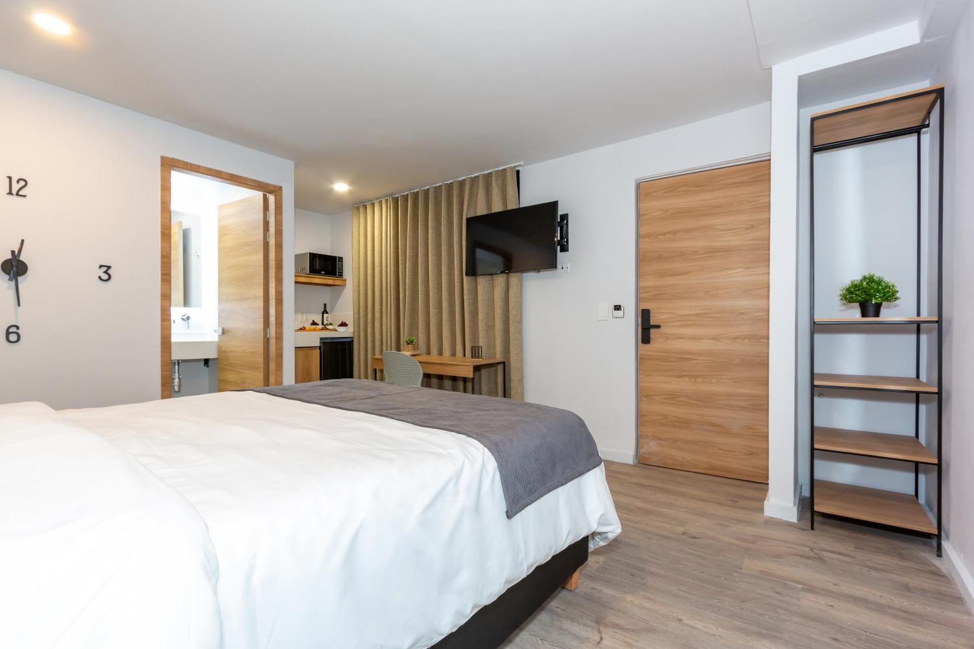 Апартаменты Barcelo Coliving Медельин Экстерьер фото